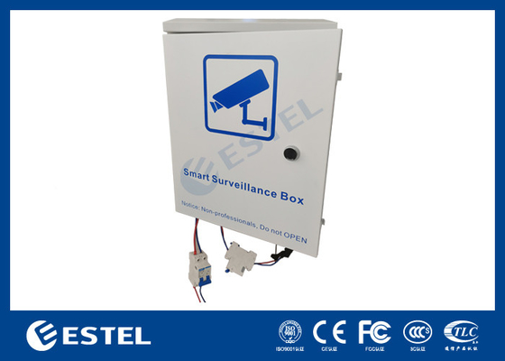 کابینت بیرونی غیر هوشمند که بر روی قطب نصب شده است جعبه خورشیدی با فن مدل EDBU2082SGPE