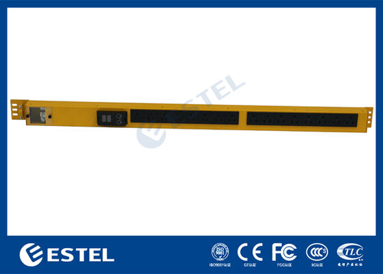 واحد توزیع برق هوشمند نصب شده در رک، مدیریت برق را با ولت‌سنج و آمپرسنج داخلی برای نظارت دقیق فراهم می‌کند.